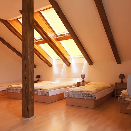 Aparthotel Alea House 3*