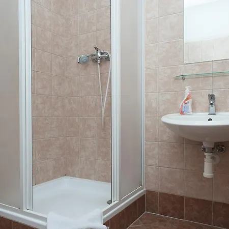 Aparthotel Alea House 3*
