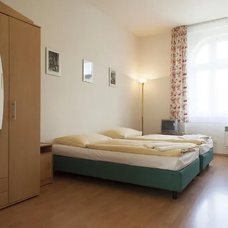 Aparthotel Alea House 3*