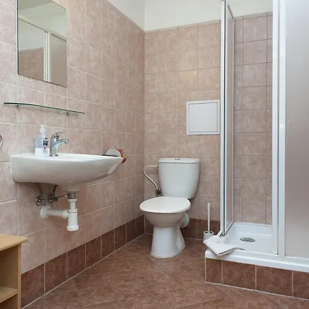 Alea House Aparthotel 3*