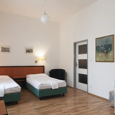 Alea House Aparthotel 3*