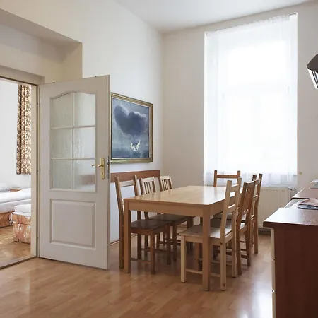 Alea House Aparthotel