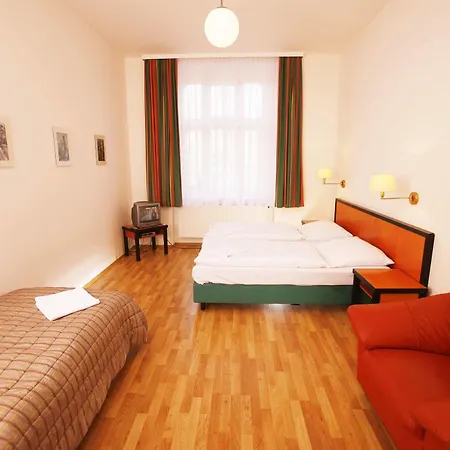 Alea House Aparthotel 3*