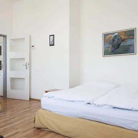 Aparthotel Alea House
