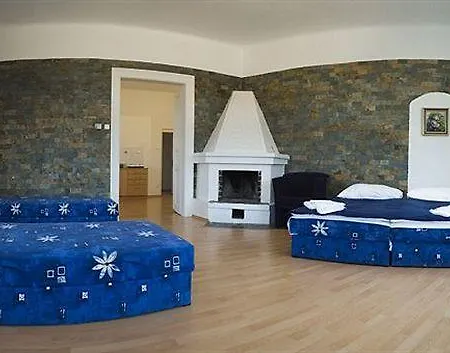 Alea House Apartamento *